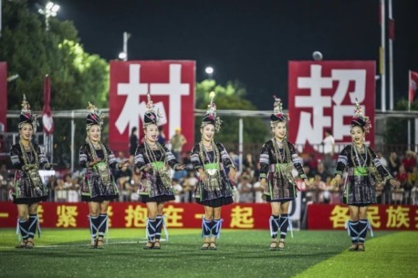 现金九游体育app平台诱惑八方旅客积贮球场的忻悦画面-九游会体育 ag九游会登录j9入口 j9九游会登录入口首页